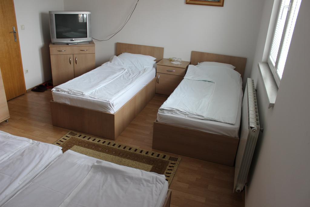 Rooms Zebax SJJ Eksteriør billede