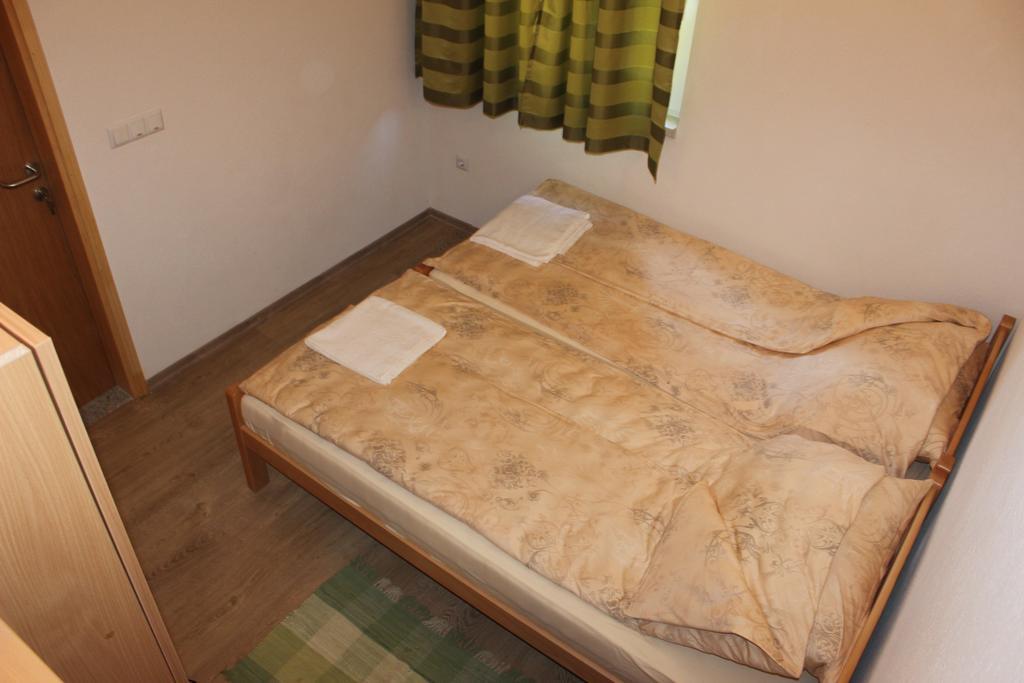 Rooms Zebax SJJ Eksteriør billede