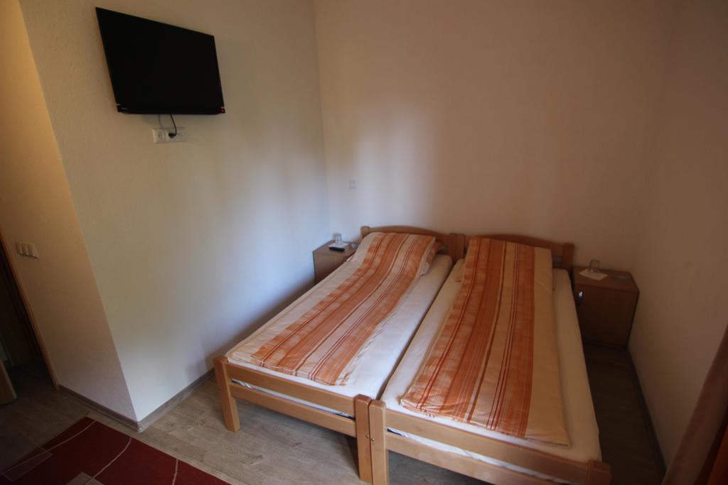 Rooms Zebax SJJ Eksteriør billede
